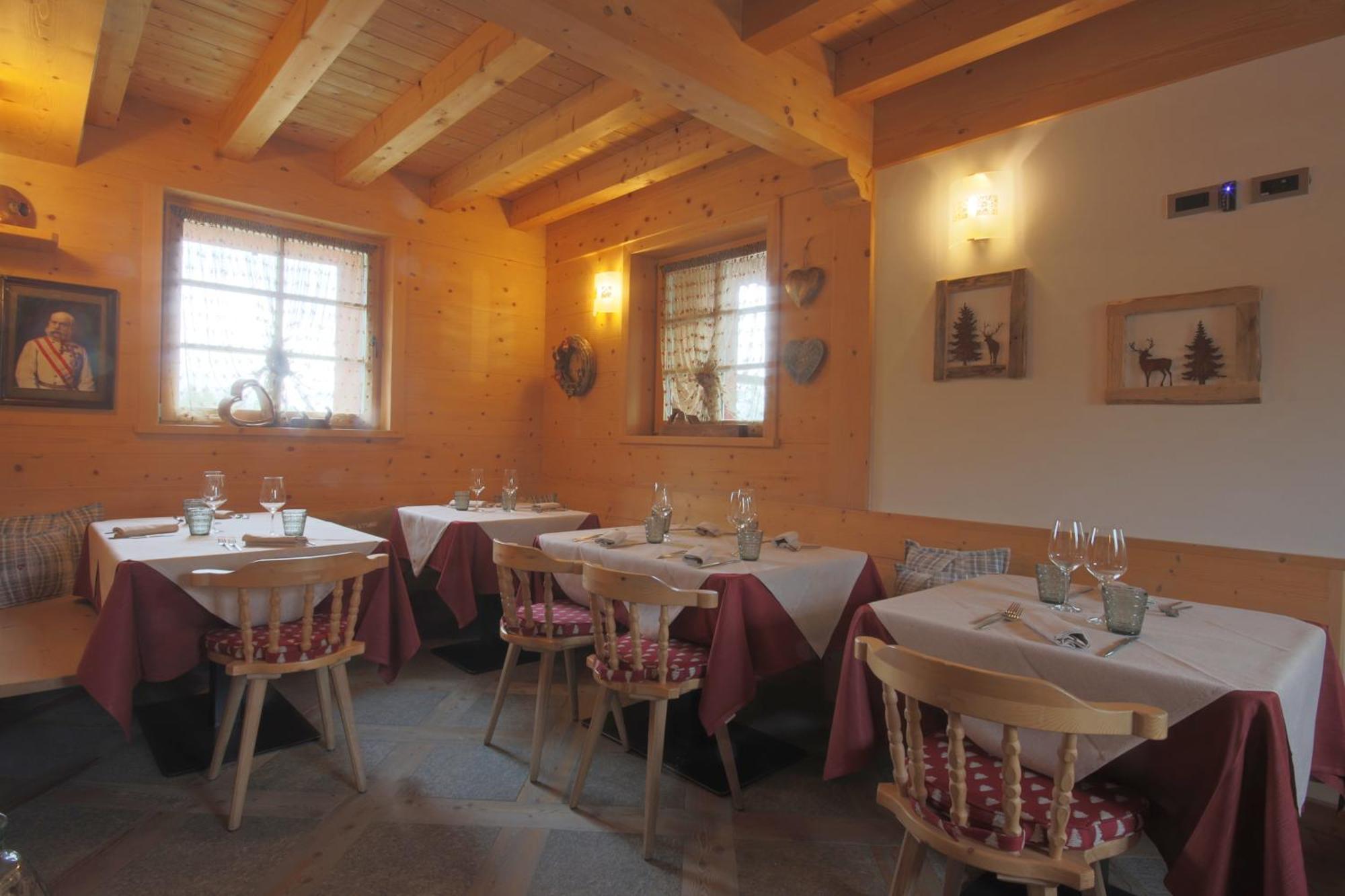 Ciasa Vervei Cortina d'Ampezzo Exterior photo