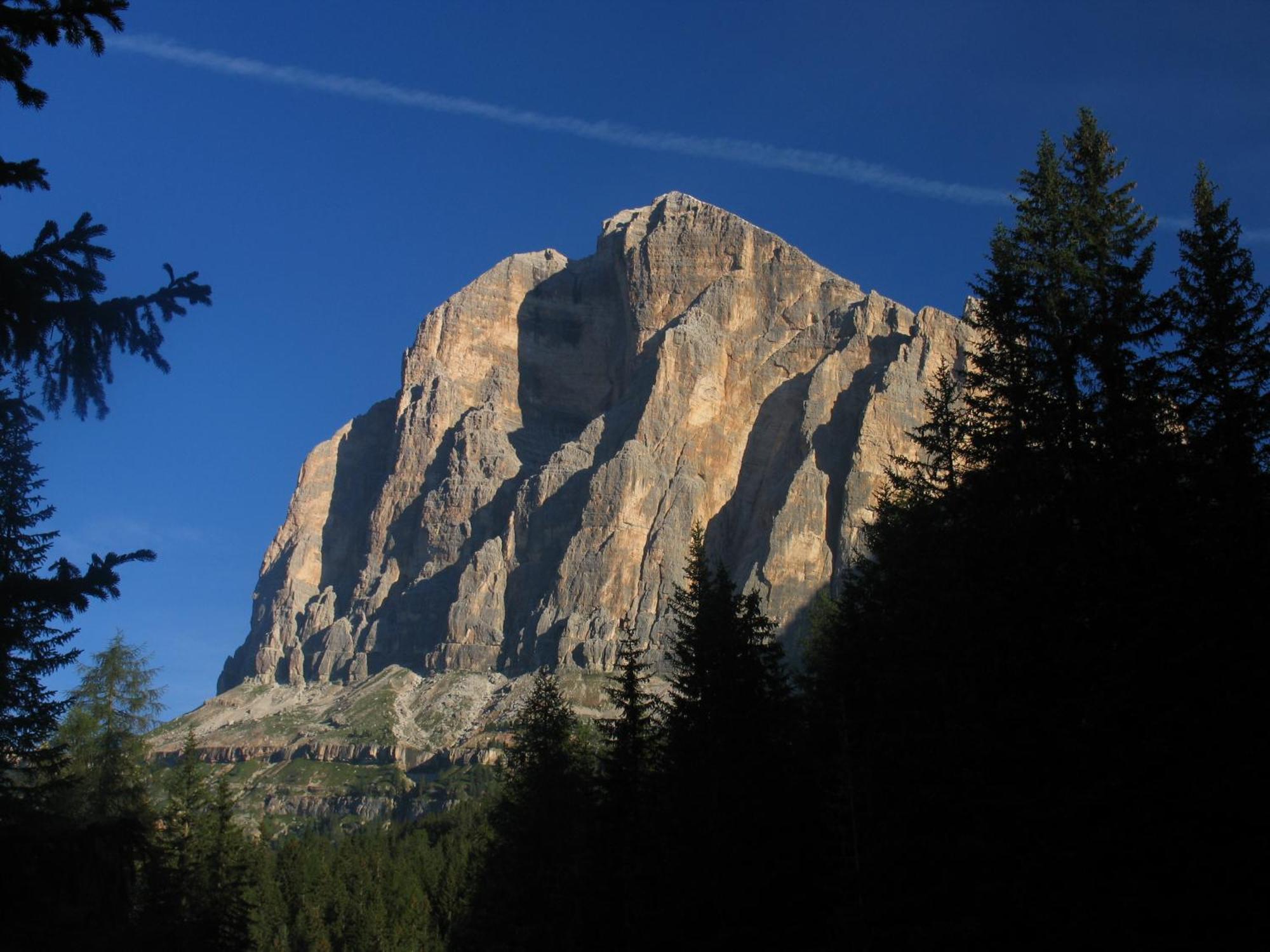 Ciasa Vervei Cortina d'Ampezzo Exterior photo